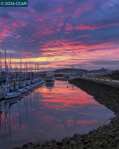 619 Commodore Dr, Richmond, California 94804