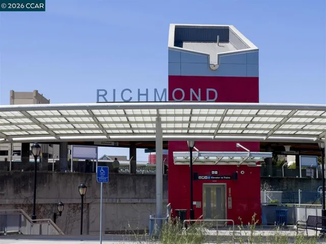 619 Commodore Dr, Richmond, California 94804