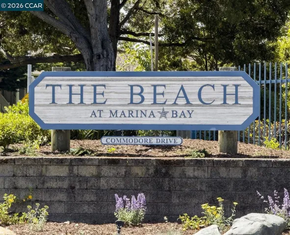 619 Commodore Dr, Richmond, California 94804