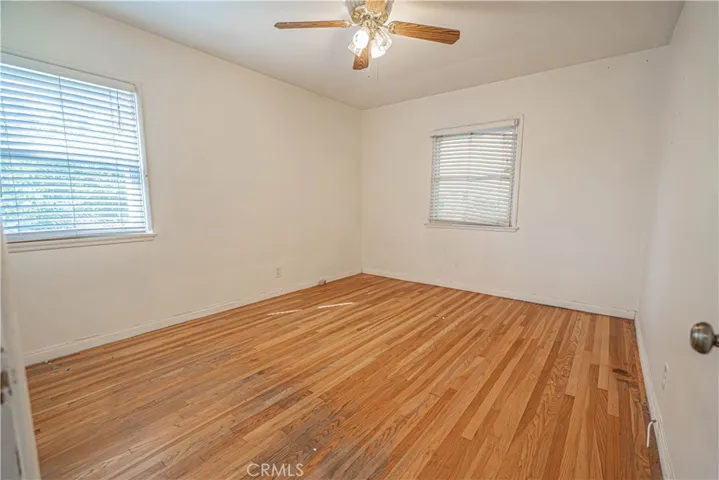 21516 Villena, Woodland Hills, California 91364