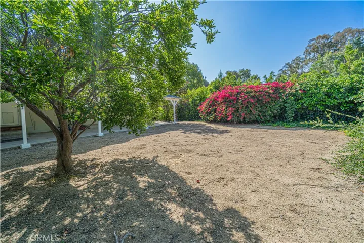 21516 Villena, Woodland Hills, California 91364