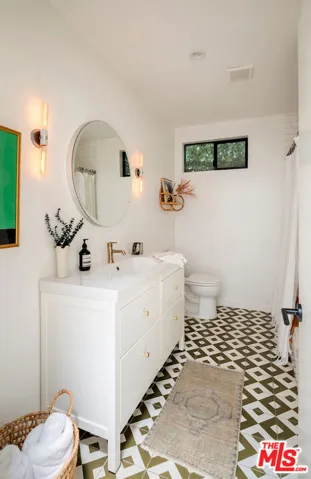 Bathroom 2