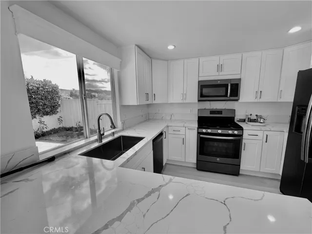 4110 Lost Springs Drive, Calabasas, California 91301