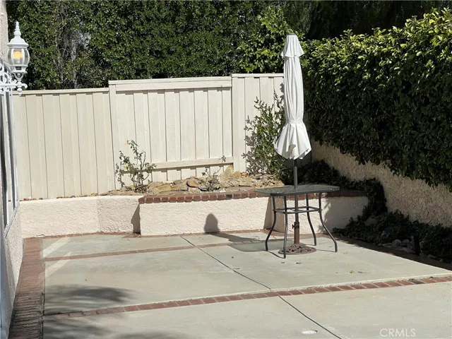 4110 Lost Springs Drive, Calabasas, California 91301