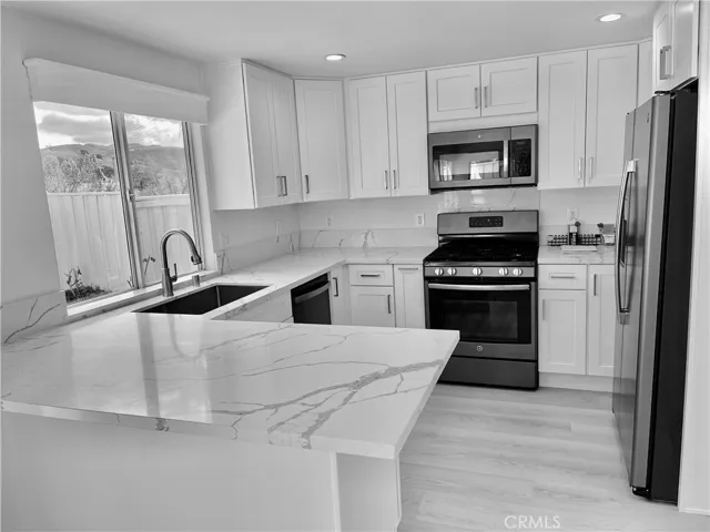 4110 Lost Springs Drive, Calabasas, California 91301