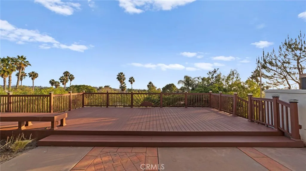 Easy Maintenance Trex Viewing Deck