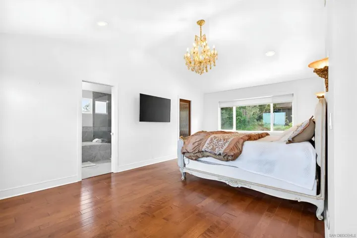 7901 Avenida Kirjah, La Jolla, California 92037