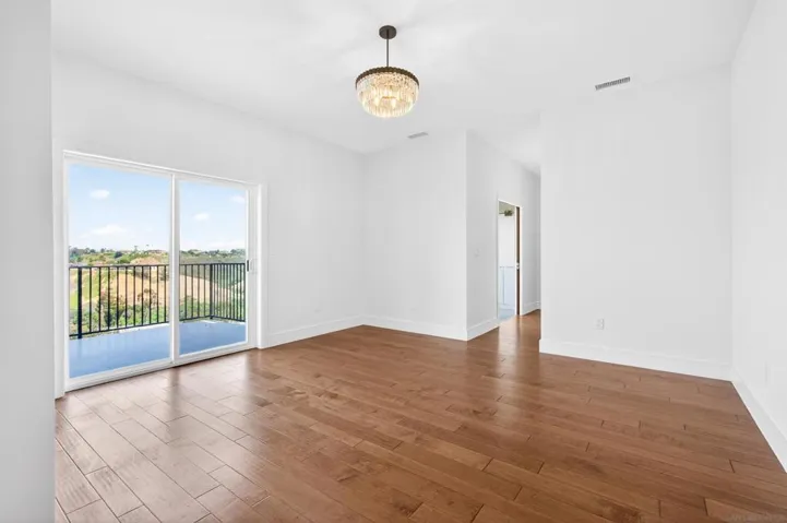 7901 Avenida Kirjah, La Jolla, California 92037