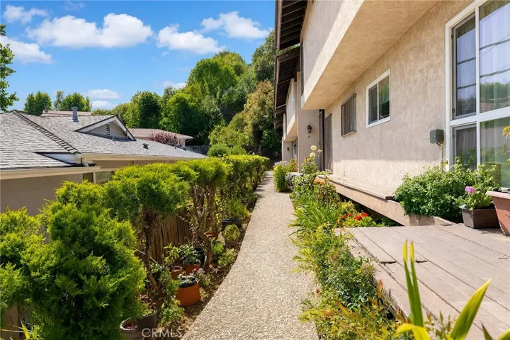 273 Casuda Canyon, Monterey Park, California 91754