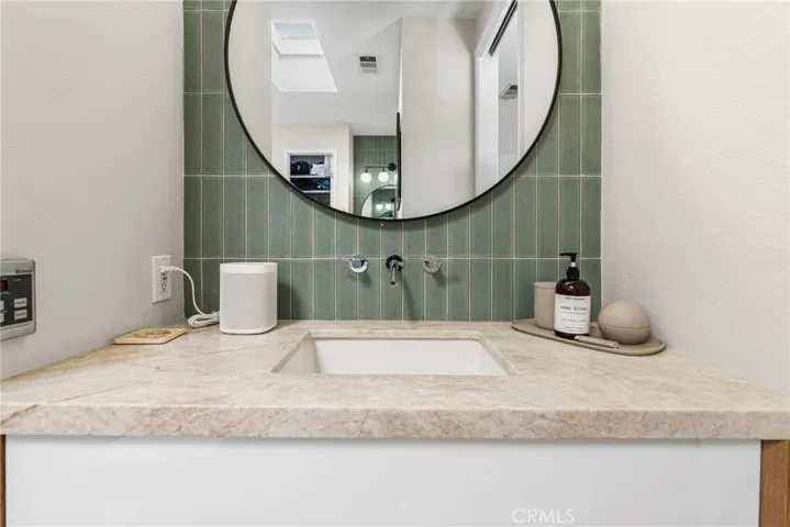 637 E 4th B, Long Beach, California 90802