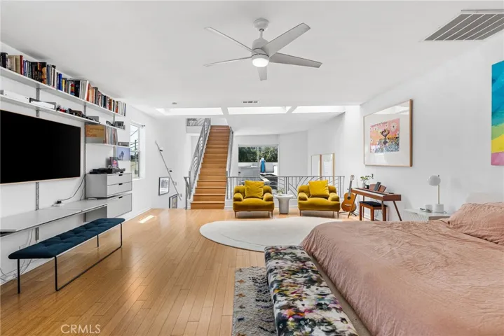 637 E 4th B, Long Beach, California 90802