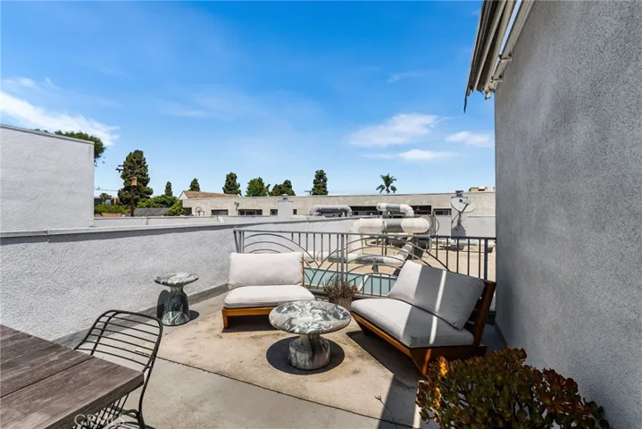 637 E 4th B, Long Beach, California 90802