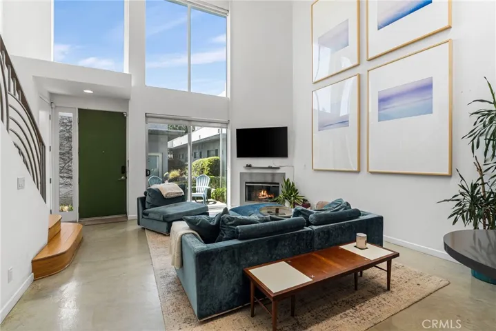 637 E 4th B, Long Beach, California 90802
