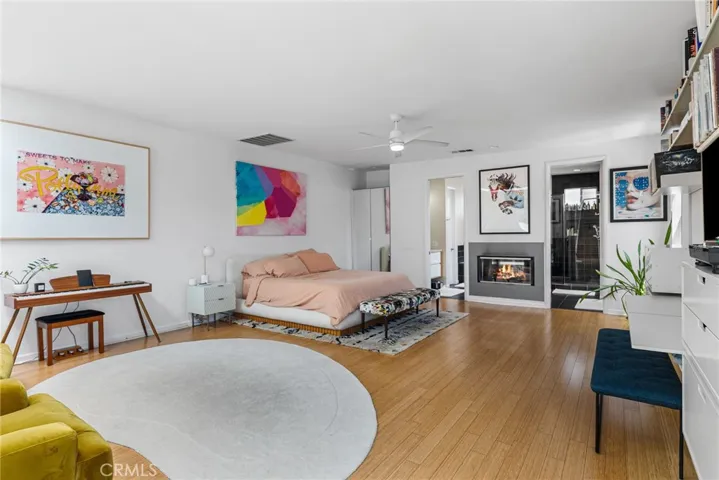 637 E 4th B, Long Beach, California 90802