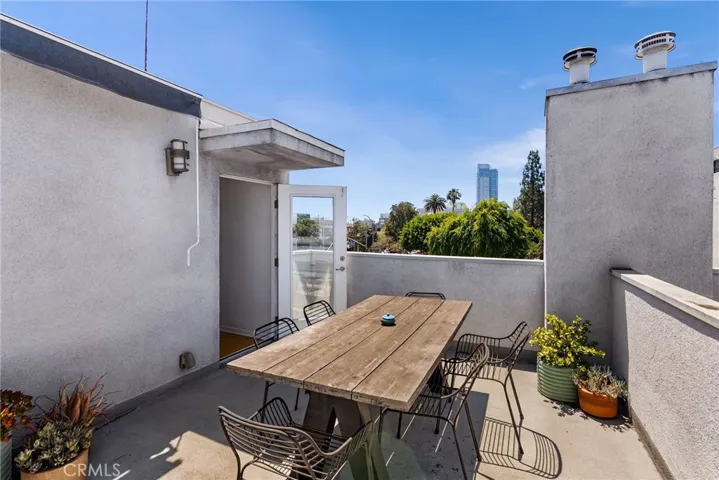 637 E 4th B, Long Beach, California 90802