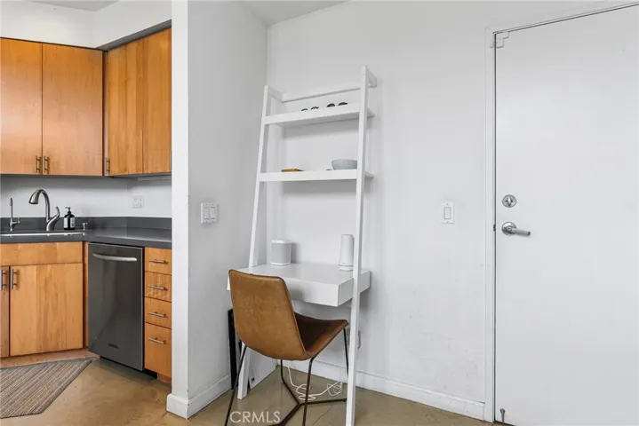 637 E 4th B, Long Beach, California 90802
