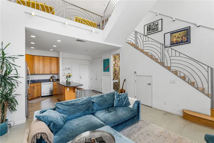 637 E 4th B, Long Beach, California 90802