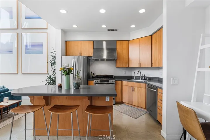 637 E 4th B, Long Beach, California 90802