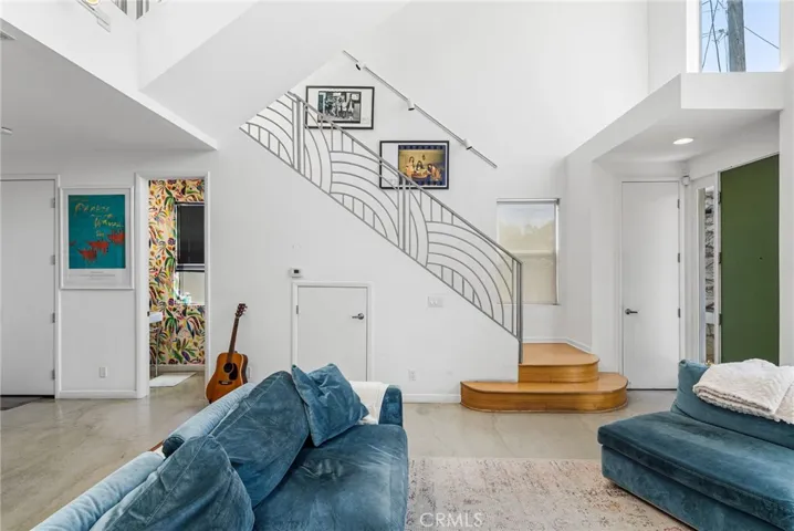637 E 4th B, Long Beach, California 90802