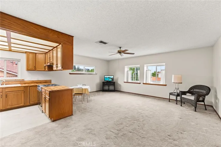 Upstairs secondary suite/ADU