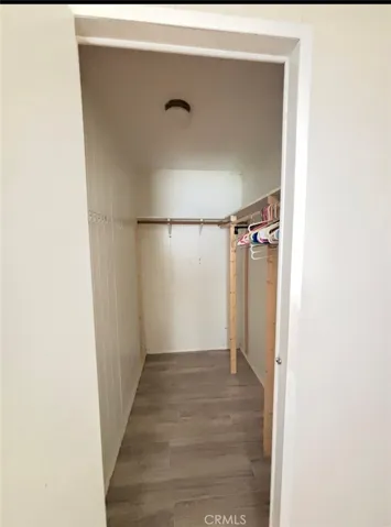Walk-in closet