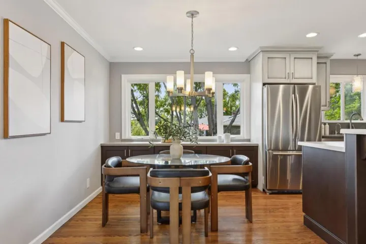 1085 Sunset Drive, San Carlos, California 94070