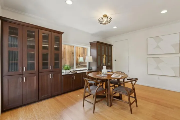 1085 Sunset Drive, San Carlos, California 94070