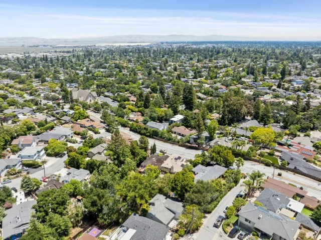 1085 Sunset Drive, San Carlos, California 94070