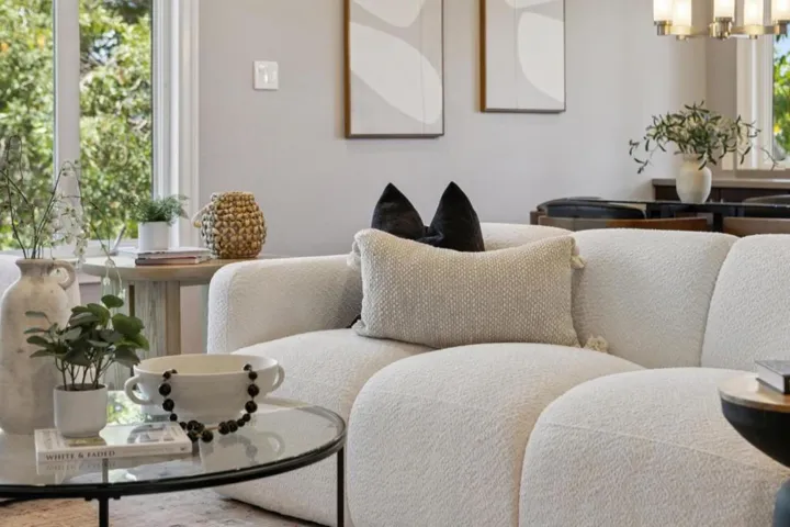 1085 Sunset Drive, San Carlos, California 94070