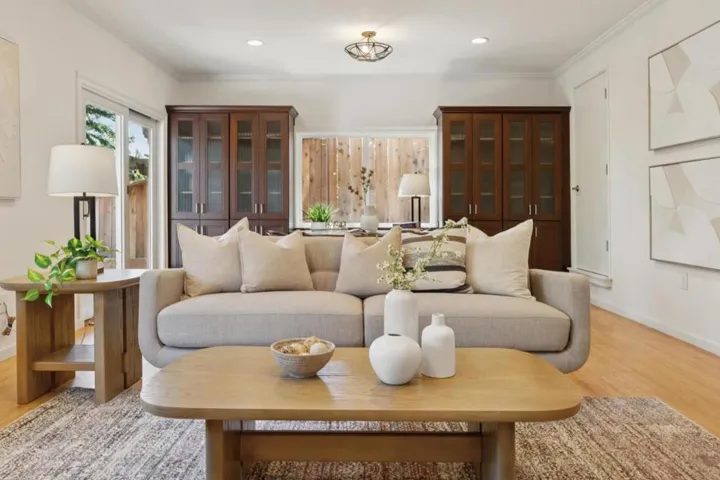 1085 Sunset Drive, San Carlos, California 94070