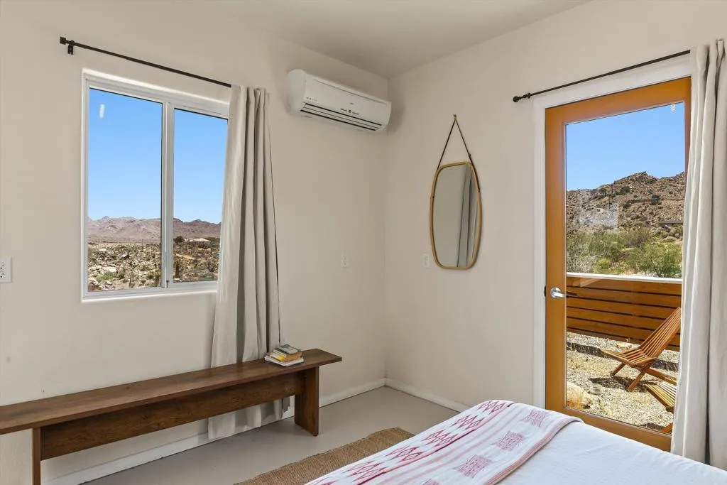8669 Via Via Rocosa Road, Joshua Tree