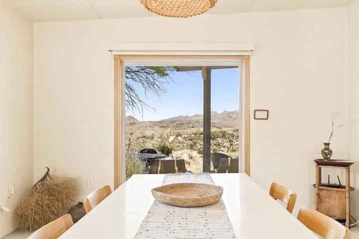 8669 Via Via Rocosa Road, Joshua Tree