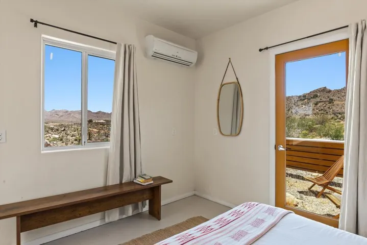 8669 Via Via Rocosa Road, Joshua Tree