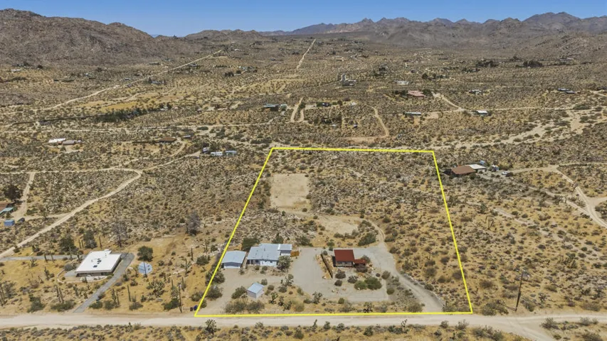 8669 Via Via Rocosa Road, Joshua Tree