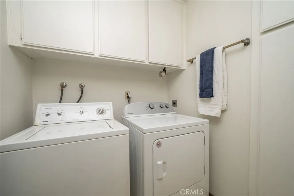 Laundry room with lots of storage