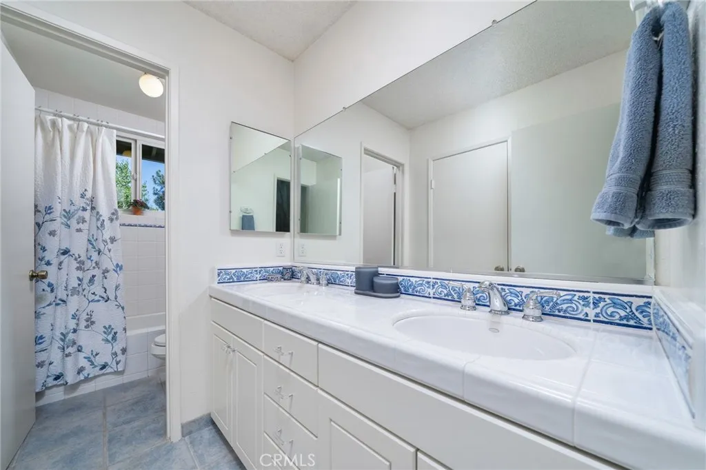 Jack and Jill Bath Upstairs