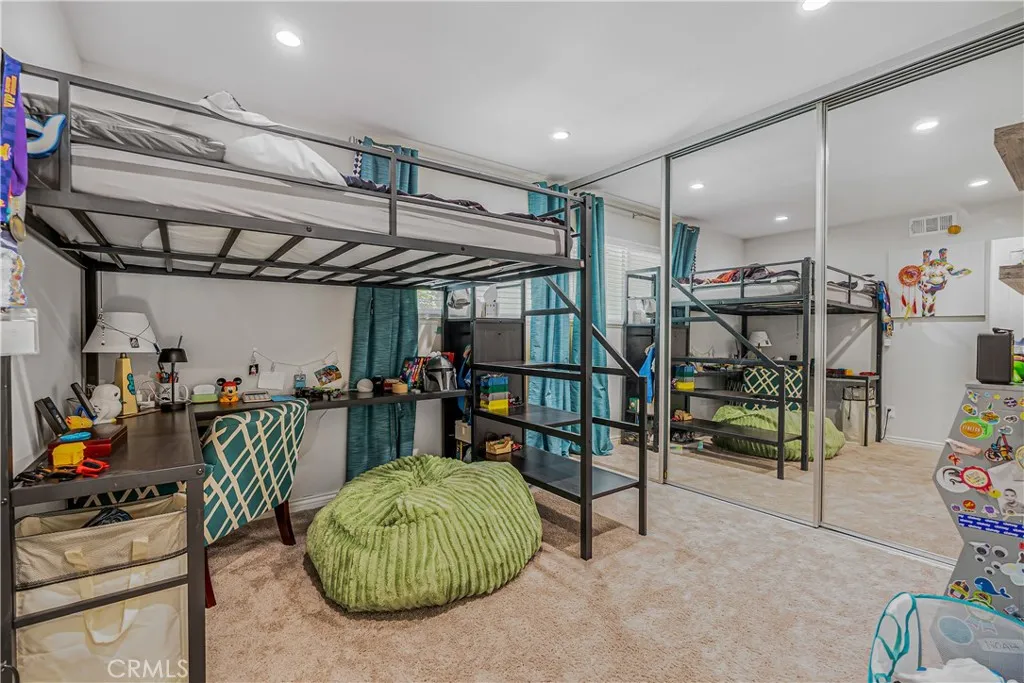 BEDROOM #1