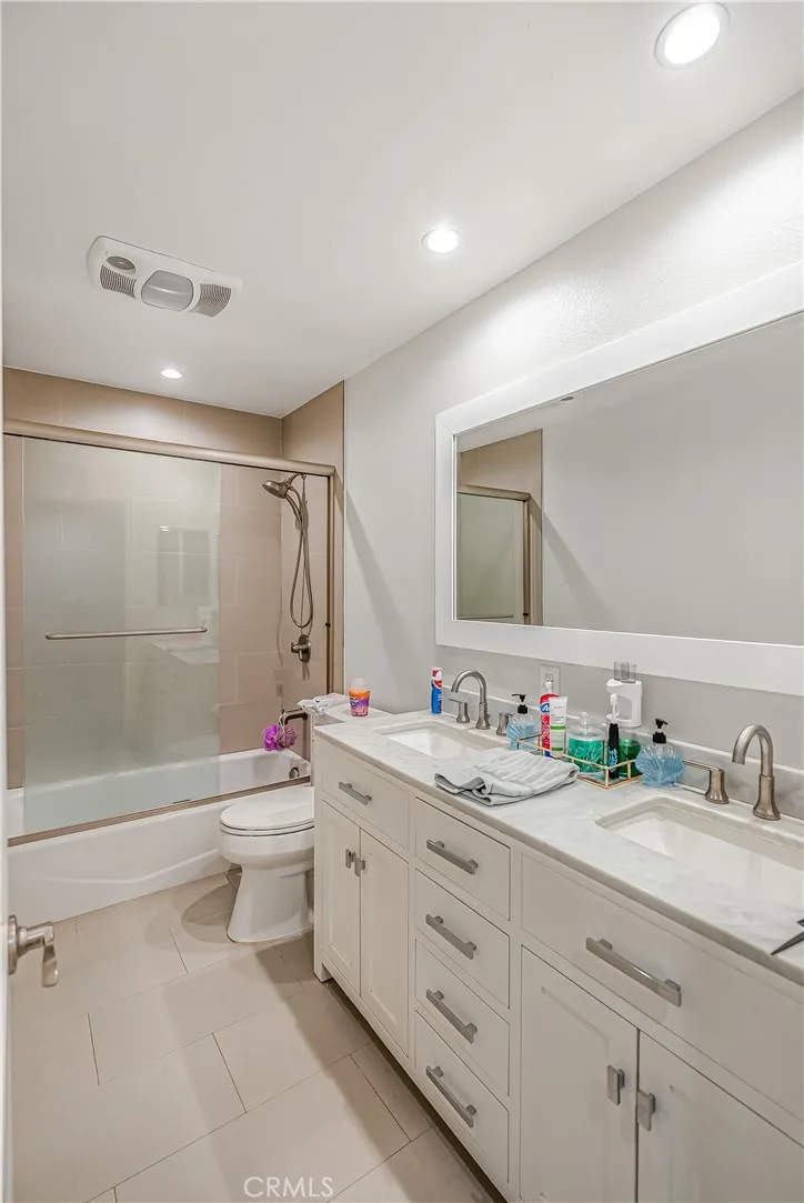 BATHROOM SERVING BOTH BEDROOM #1 AND #2