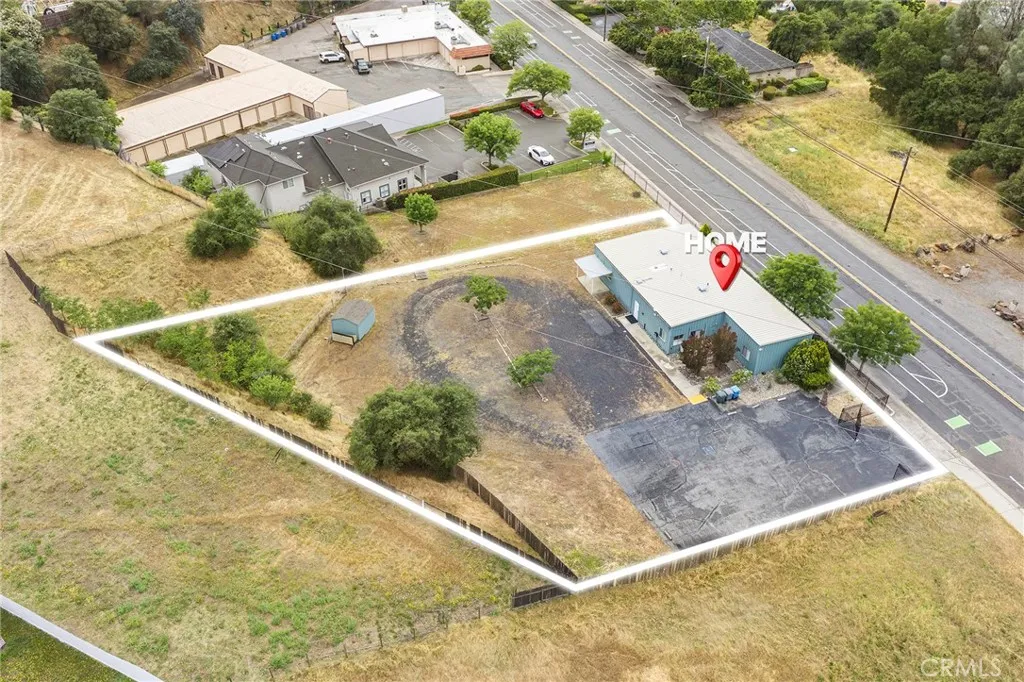 Includes additional parcel that it also fenced, not outlined in photo