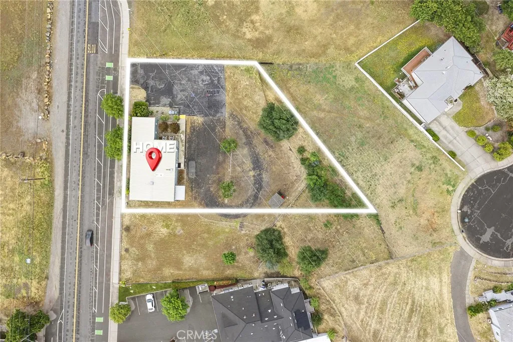 Includes additional parcel that it also fenced, not outlined in photo