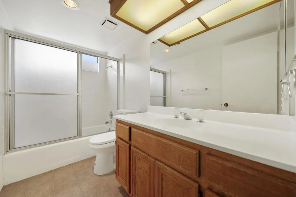 ResorterBlvd41726#18