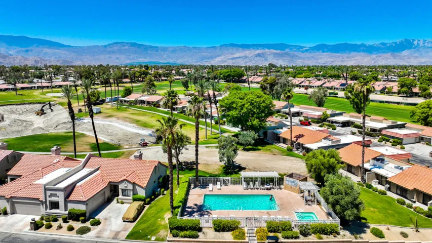 ResorterBlvd41726#25