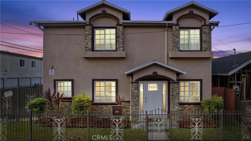 435-cerritos-ave-long-beach-ca-front-exterior.jpg