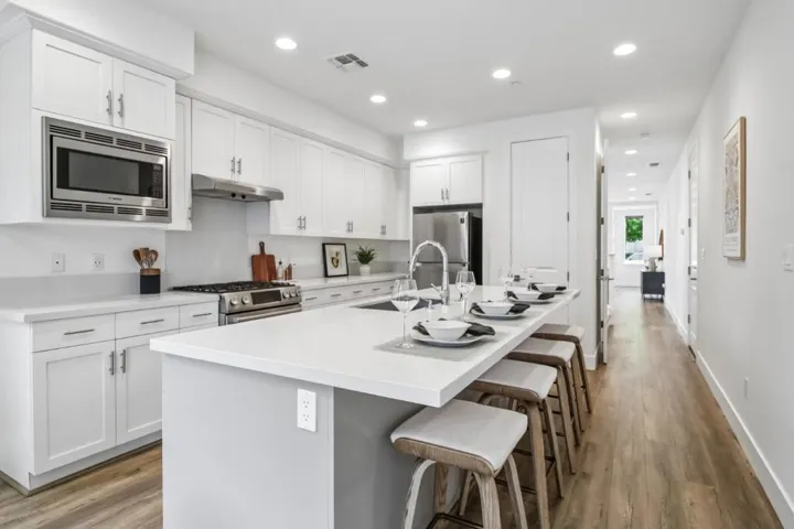 969 Prospect Avenue, Santa Rosa, California 95409