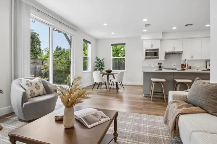 969 Prospect Avenue, Santa Rosa, California 95409