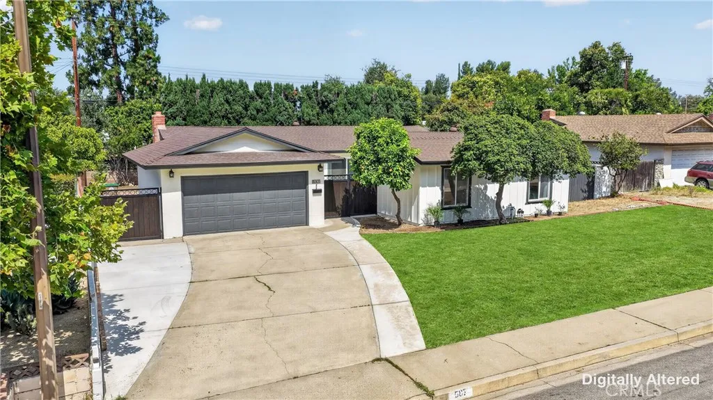 587 Sycamore Ave