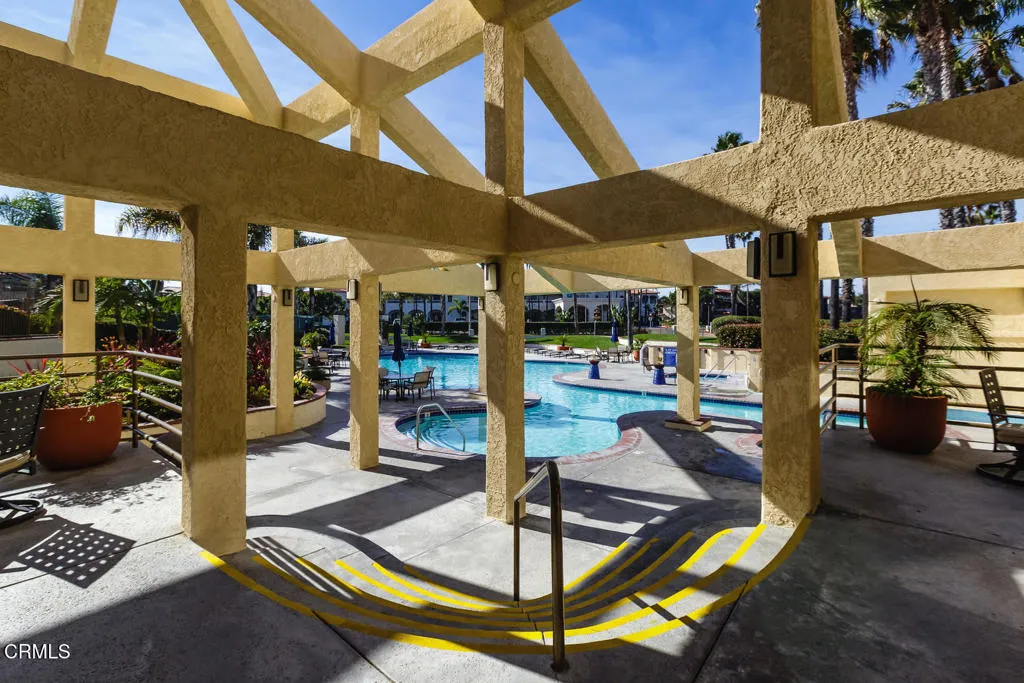 clubhouse patio