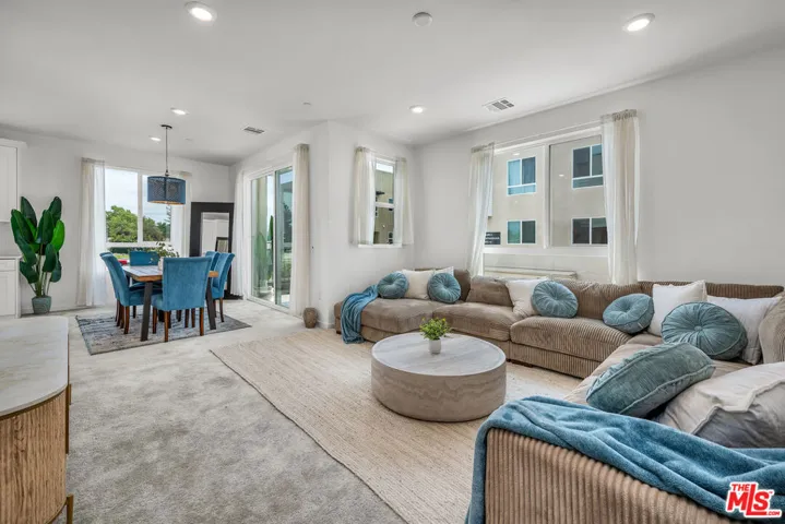 Bright, Spacious Living Area w