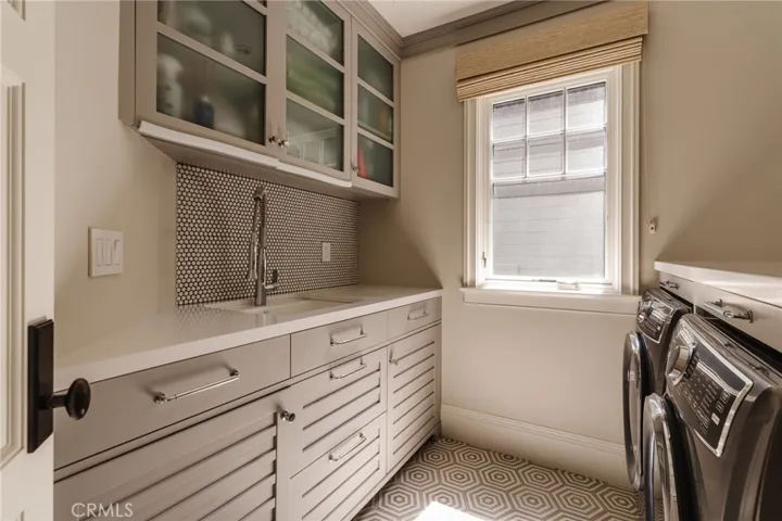 413 7th, Manhattan Beach, California 90266