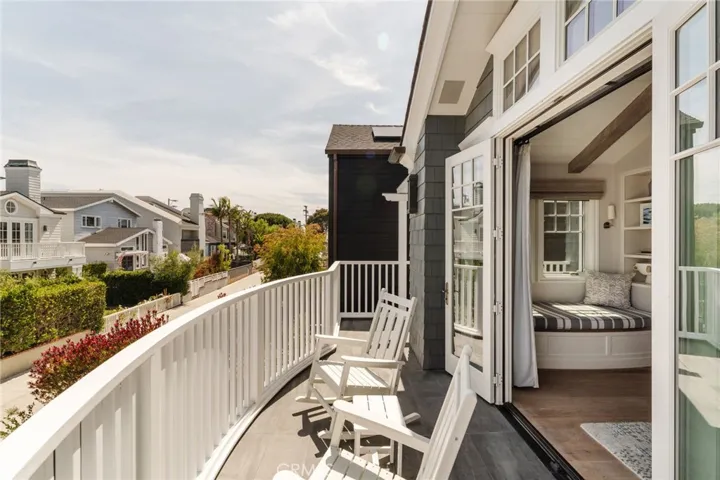 413 7th, Manhattan Beach, California 90266
